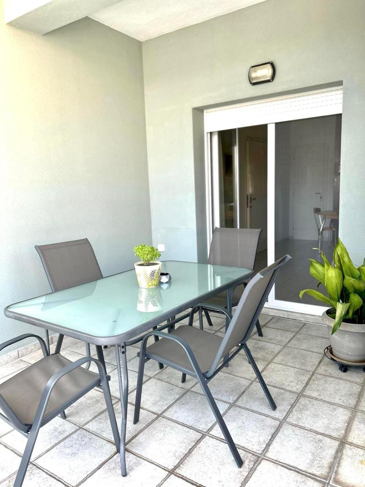 Sunshine Apartment *